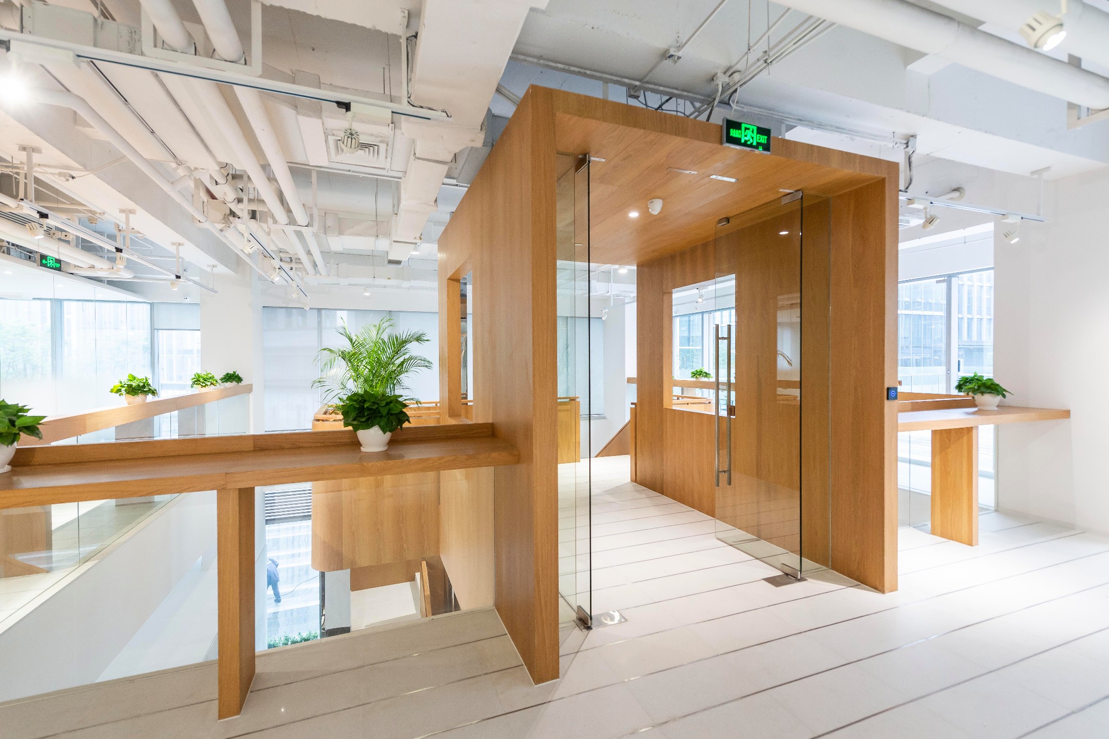 FUNWORK(中駿廣場)